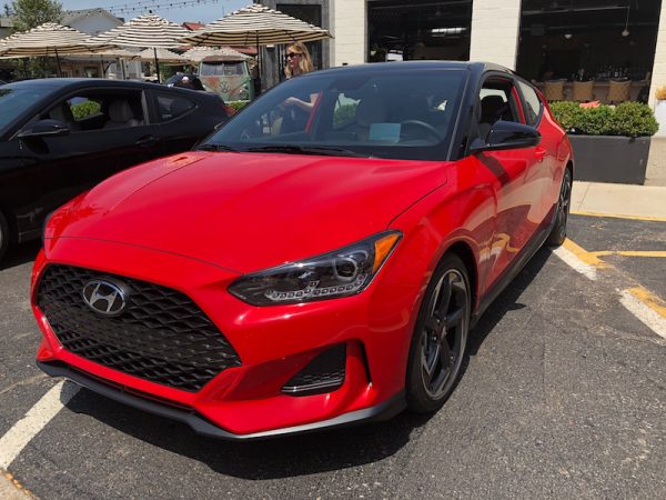 Hyundai Veloster Sport Coupe 11