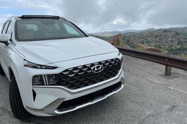 A Girls Guide To Cars | 2021 Hyundai Santa Fe Calligraphy: A Luxury Drive Without The Heavy Price Tag - Mountain Views