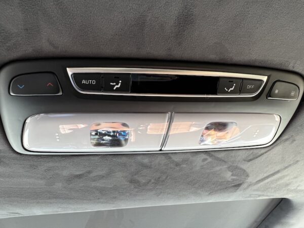 Rear Seat Climate Controls Are In The Cieling Of The Kia Telluride