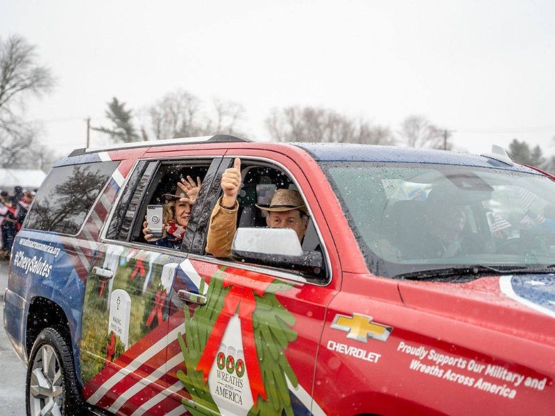 Chevrolet Leads The Longest Veterans’ Day Parade With Wreaths Across