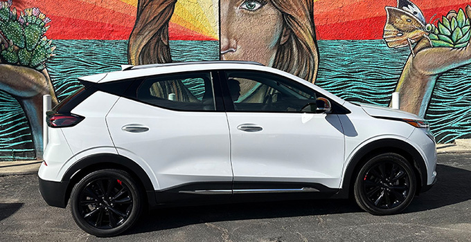 The Chevrolet Bolt EUV: Everything You Need, Without the High Price Tag!