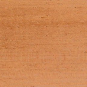 Superficie de madera de cedro rojo, rojiza y de veta fina y recta.