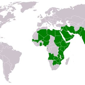 Mapa del mundo con el área de distribución de la especie marcada en verde.