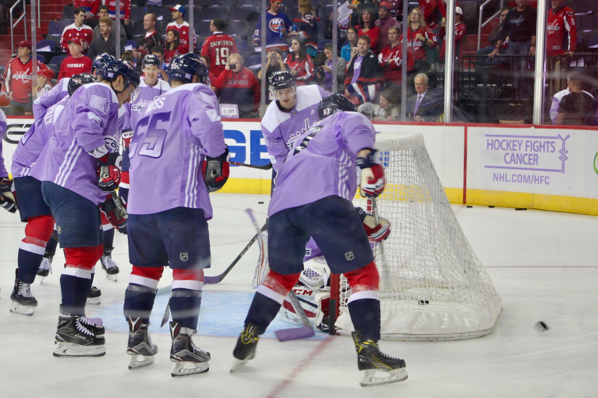2017 CapsFightCancer Warmup Photos