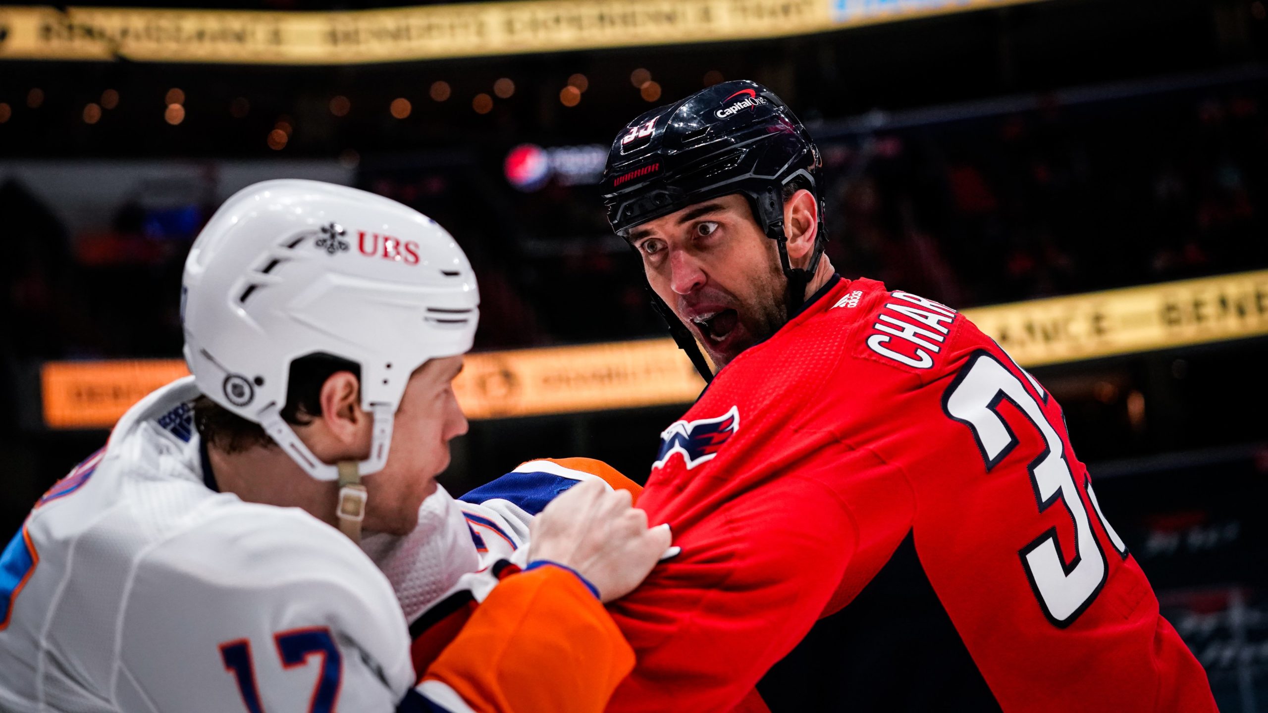 Zdeno Chara Keeps Fighting Matt Martin Capitals Outsider