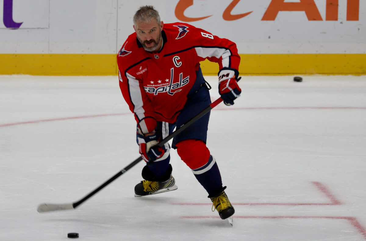 Alex Ovechkin's Two Assists in 20 Seconds Are the Fastest of His Career