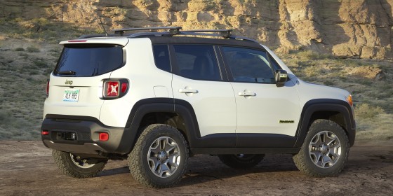 Jeep-Renegade-Commander-1