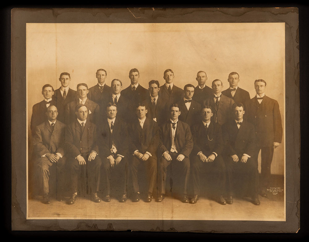 Robert Edward Auctions - The Premiere Sports Auction House