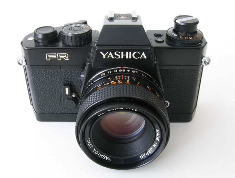 Yashica FR