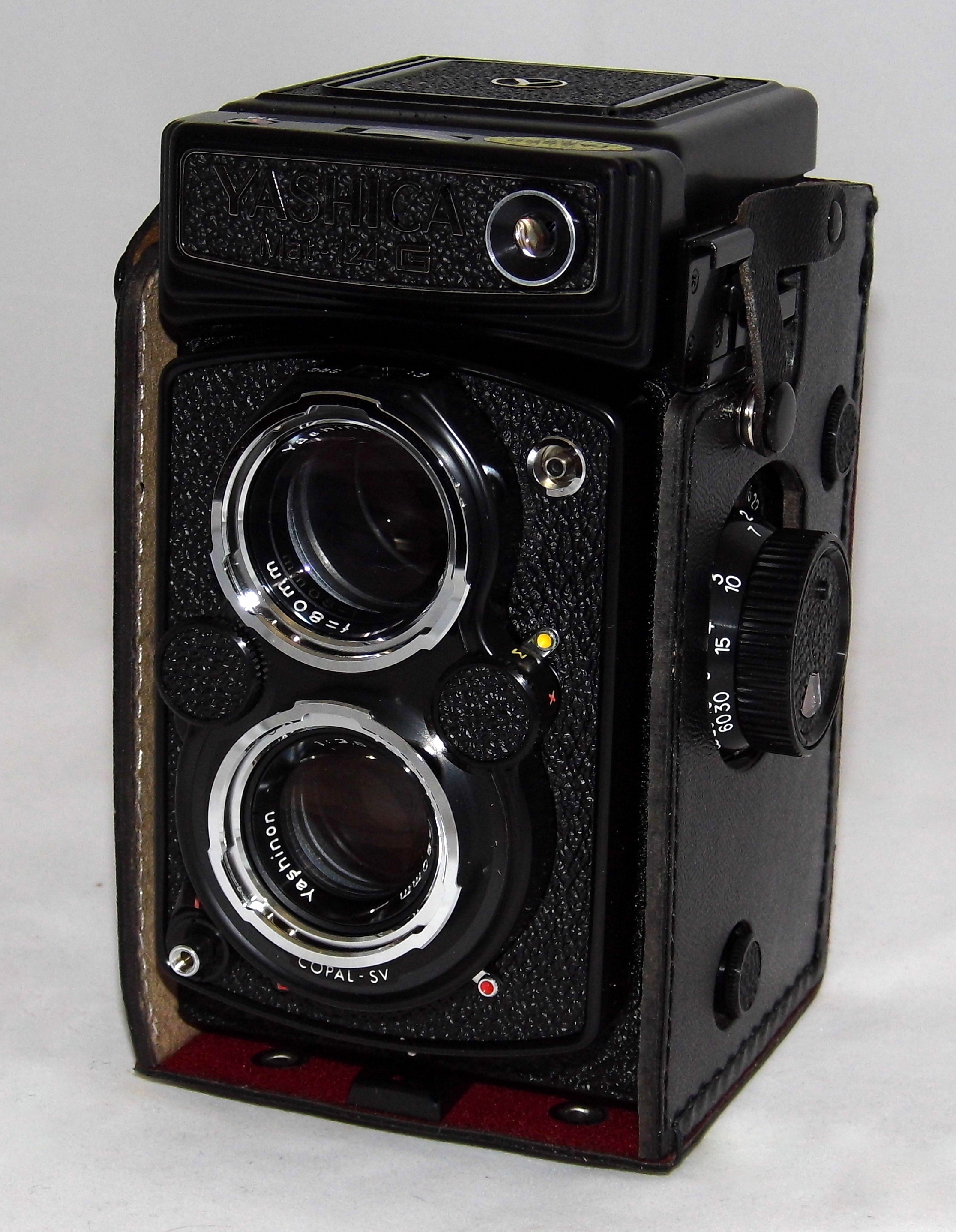 Yashica Yashica-Mat 124G